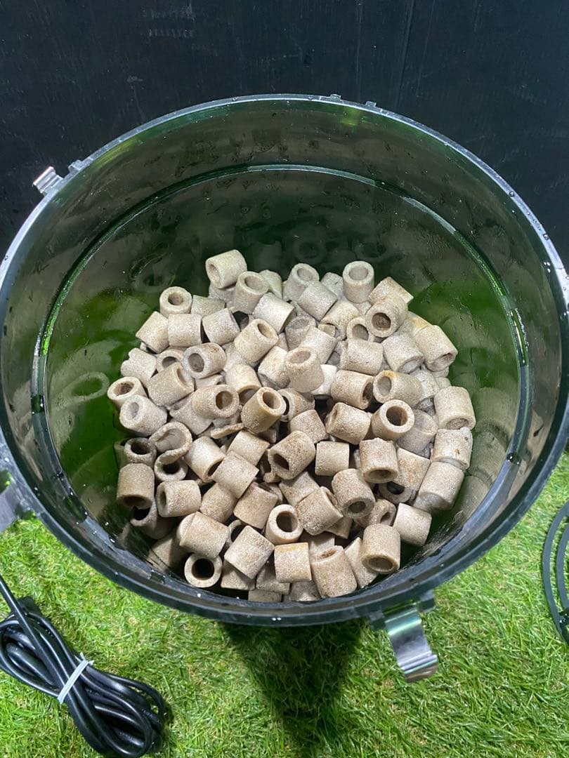 エーハイム 外部フィルター 2217 60Hz用 リングろ材 給排水パイプ付き