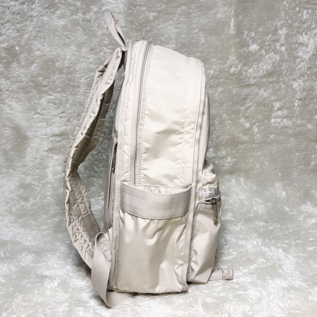 未使用品 LeSportsac リュック バッグパック ナイロン A4対応 白系