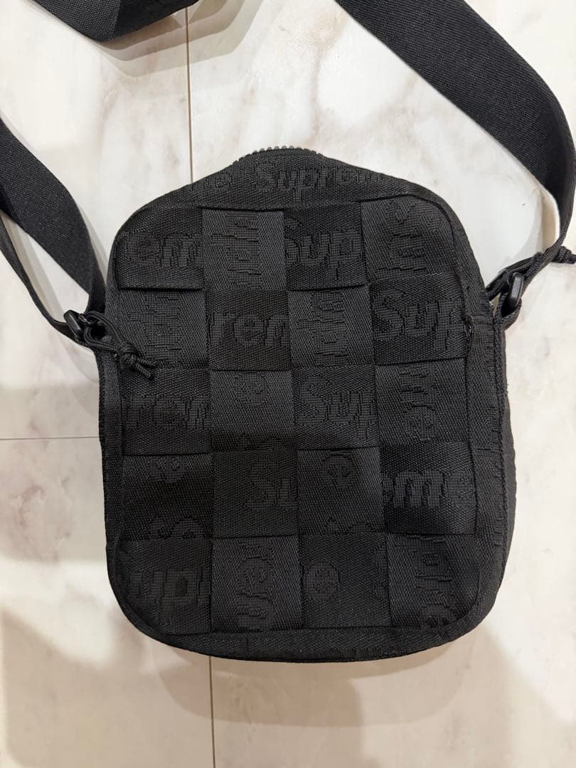 シュプリーム　ウーブンショルダーバック　ブラック　23SS
