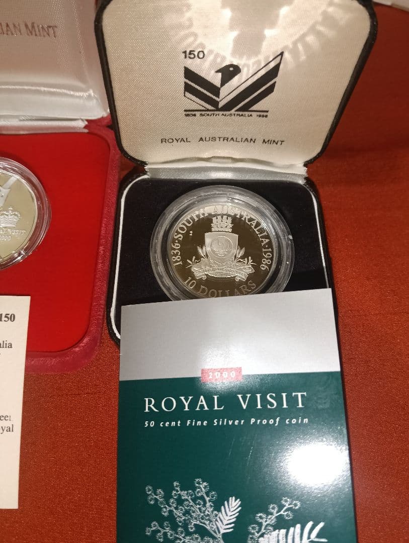 k*i様 希少 オーストラリア記念銀貨2種＆純銀製ビンテージ ベル型