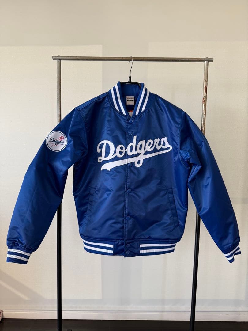 【L】Fanatics Dodgers スタジャン 青