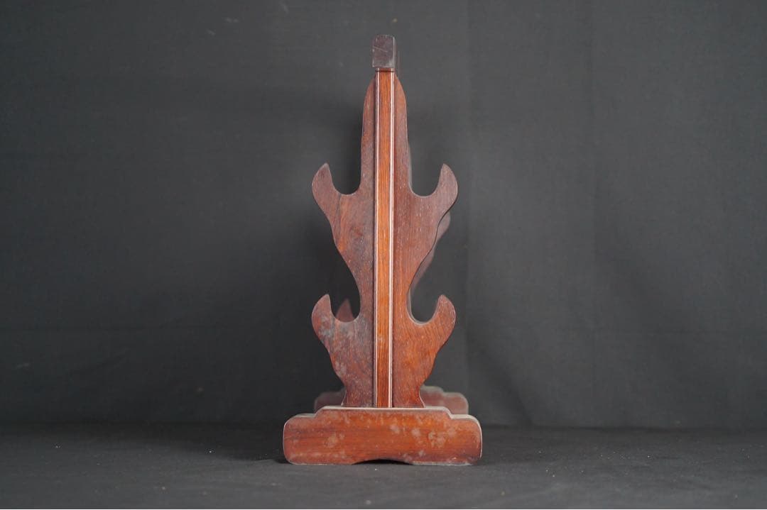 時代武具 木製 無垢材 鍔透かし 四振掛用 刀掛け 武具 刀装具