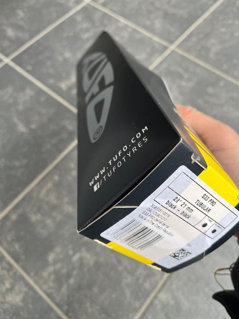 【けはまひき】Bora Oneホイール前後セット(新品替えタイヤ付き)