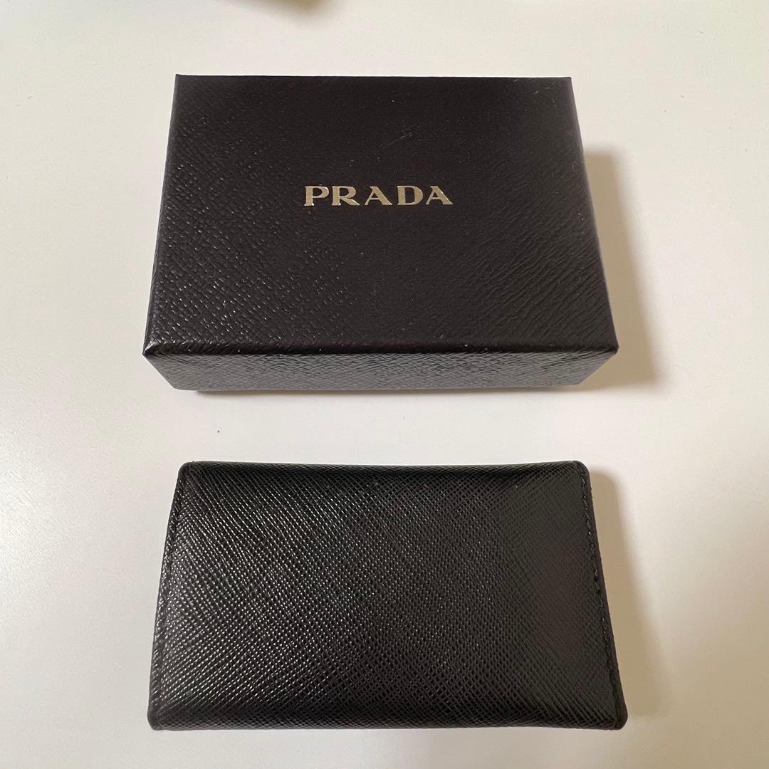 田村さんPRADA ブラック レザー キーケース