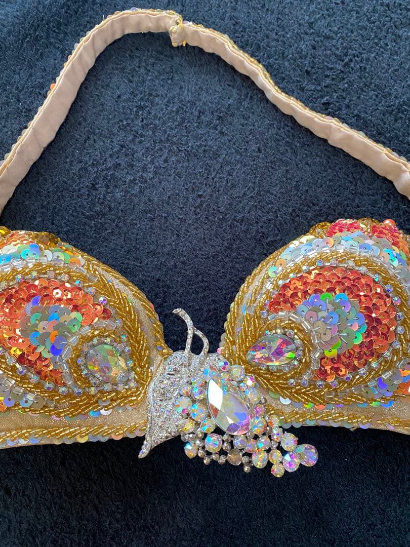 ハナン　Hanan ベリーダンス セットアップ 豪華装飾　衣装