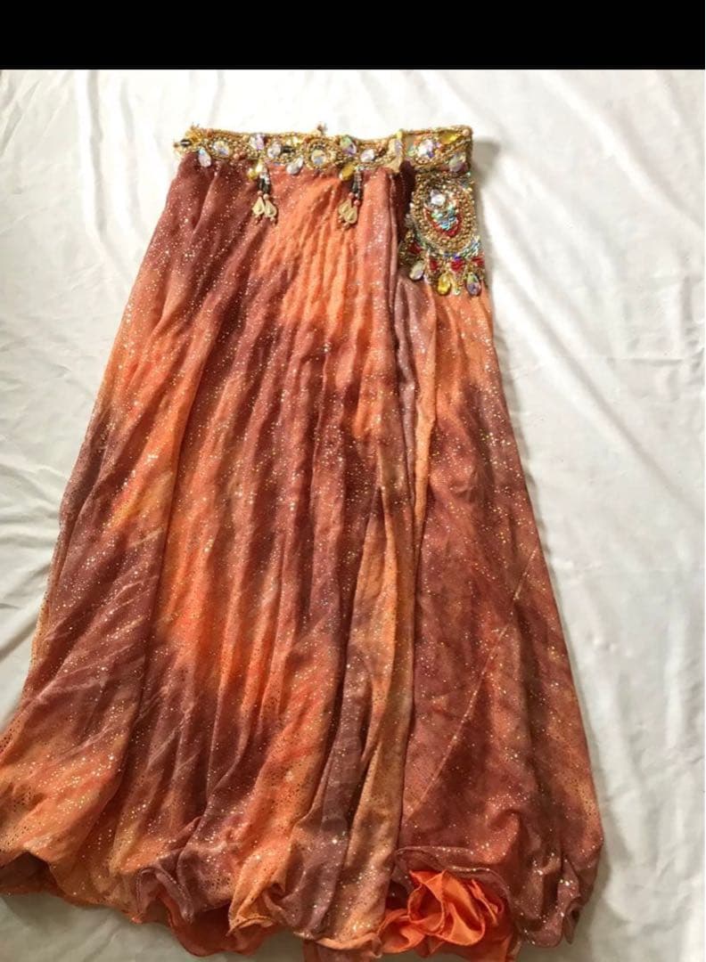 ハナン　Hanan ベリーダンス セットアップ 豪華装飾　衣装