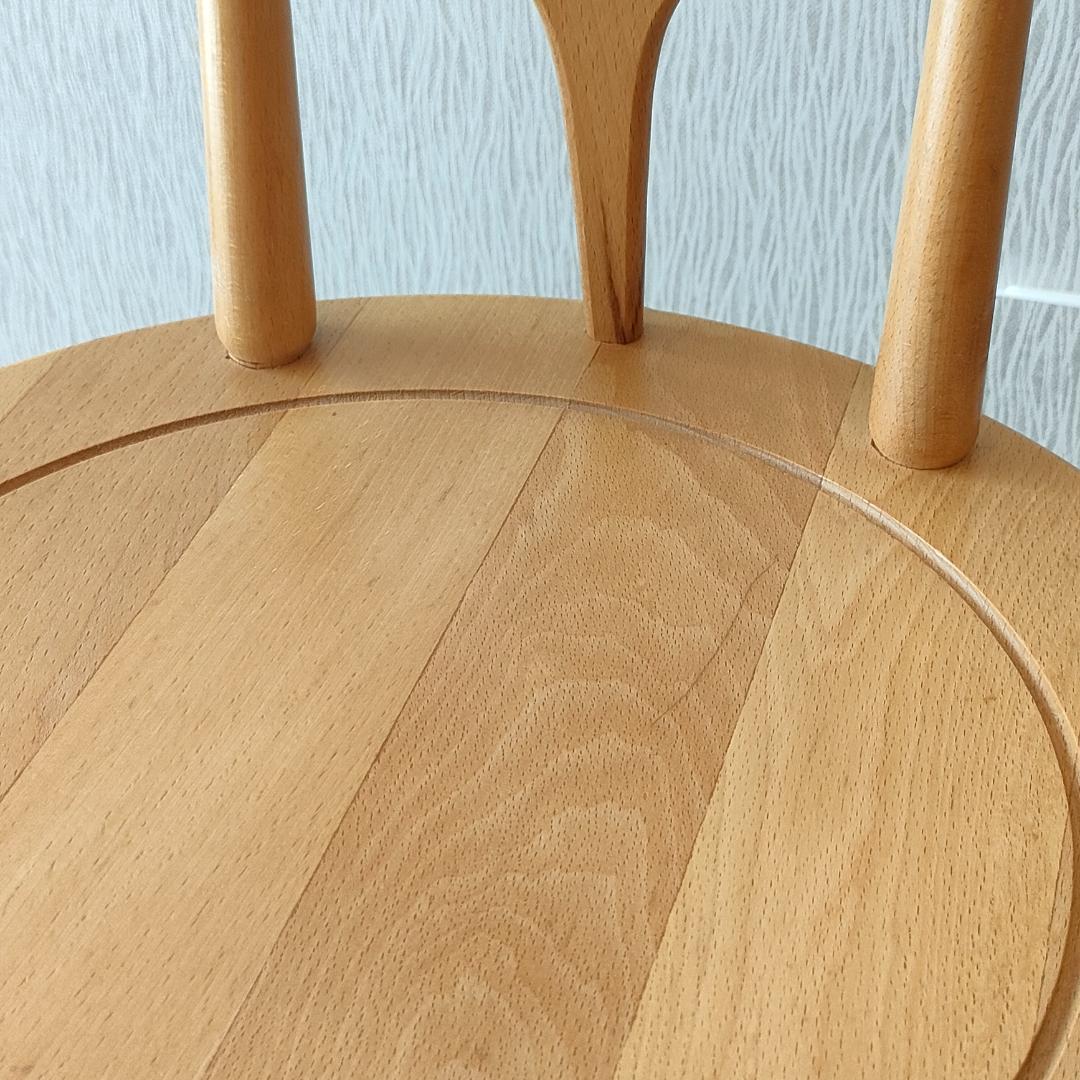 コイズミ　KOIZUMI　木製椅子　丸形　天然木　ダイニングチェア