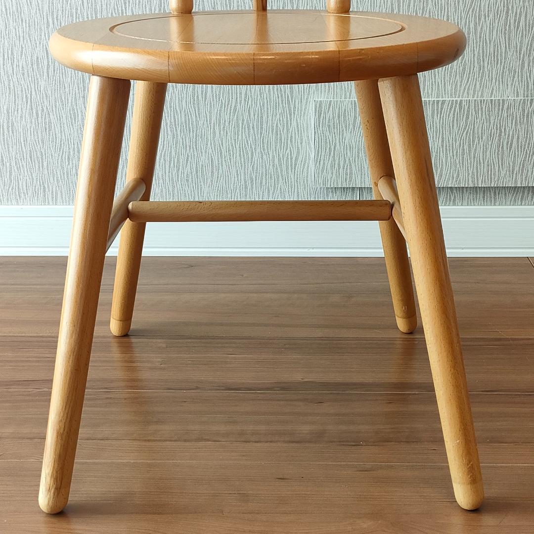 コイズミ　KOIZUMI　木製椅子　丸形　天然木　ダイニングチェア