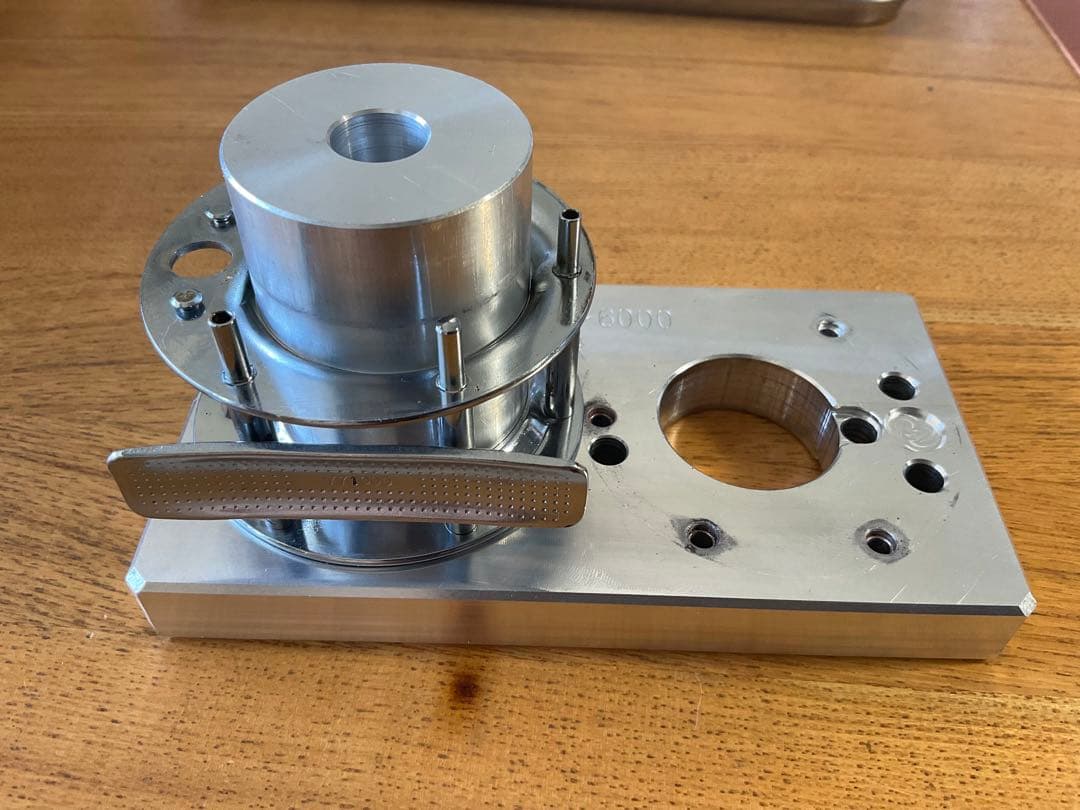 ABU アンバサダー 4500C メンテ済 フレーム修正済 - メルカリ