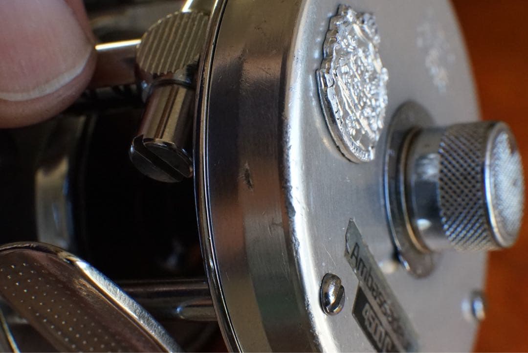 ABU アンバサダー 4500C メンテ済 フレーム修正済 - メルカリ