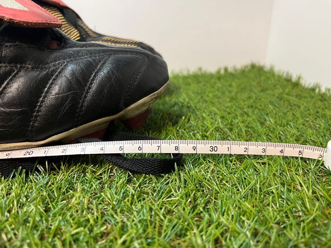 adidas アディダス　プレデターマニア　スパイク