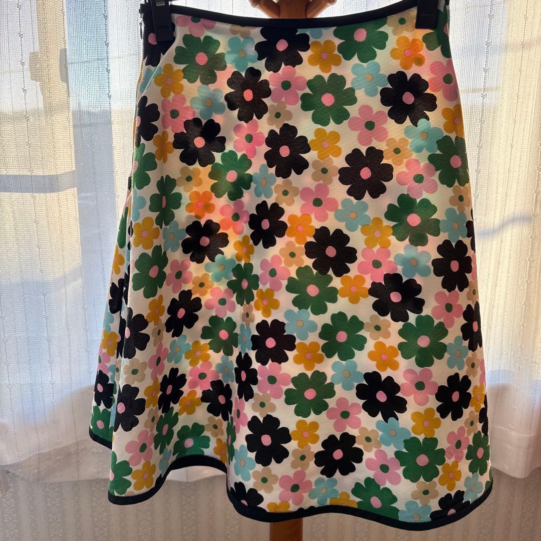 M'S GRACY フラワープリント フレアスカート 38 - メルカリ