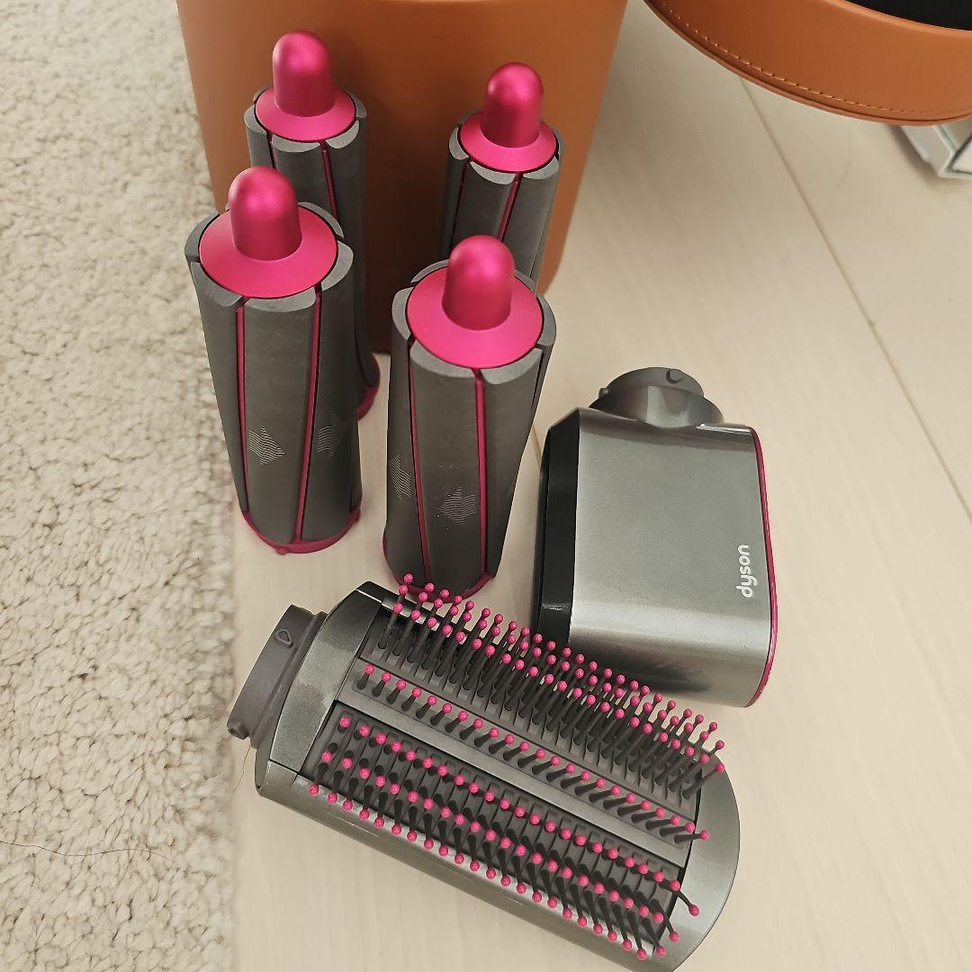Dyson Airwrap ヘアドライヤー 付属品付き