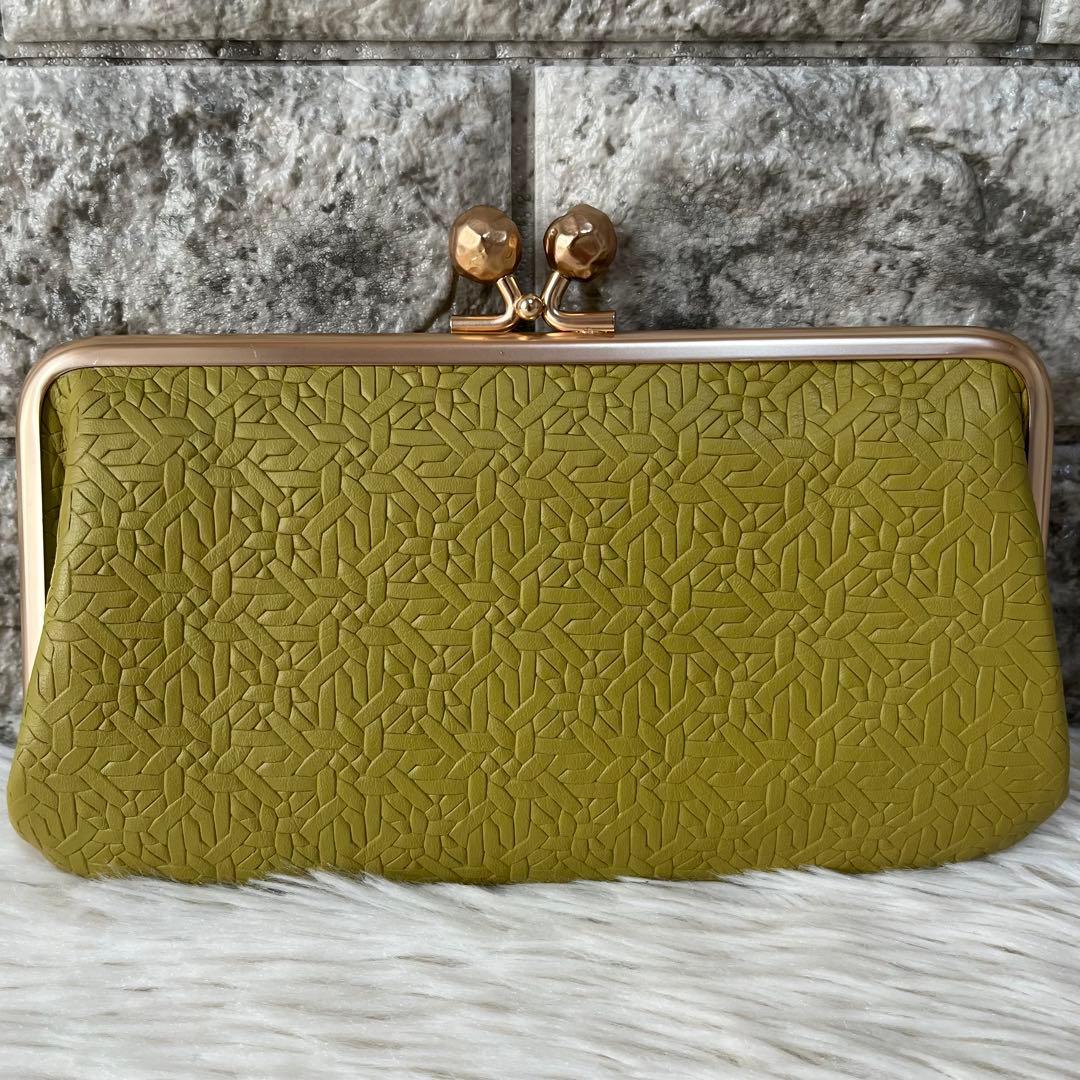 【新品未使用】perche ペルケ　抗菌レザー　型押し　がま口長財布