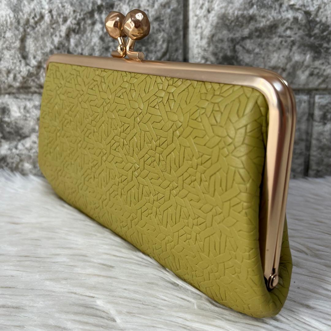 【新品未使用】perche ペルケ　抗菌レザー　型押し　がま口長財布