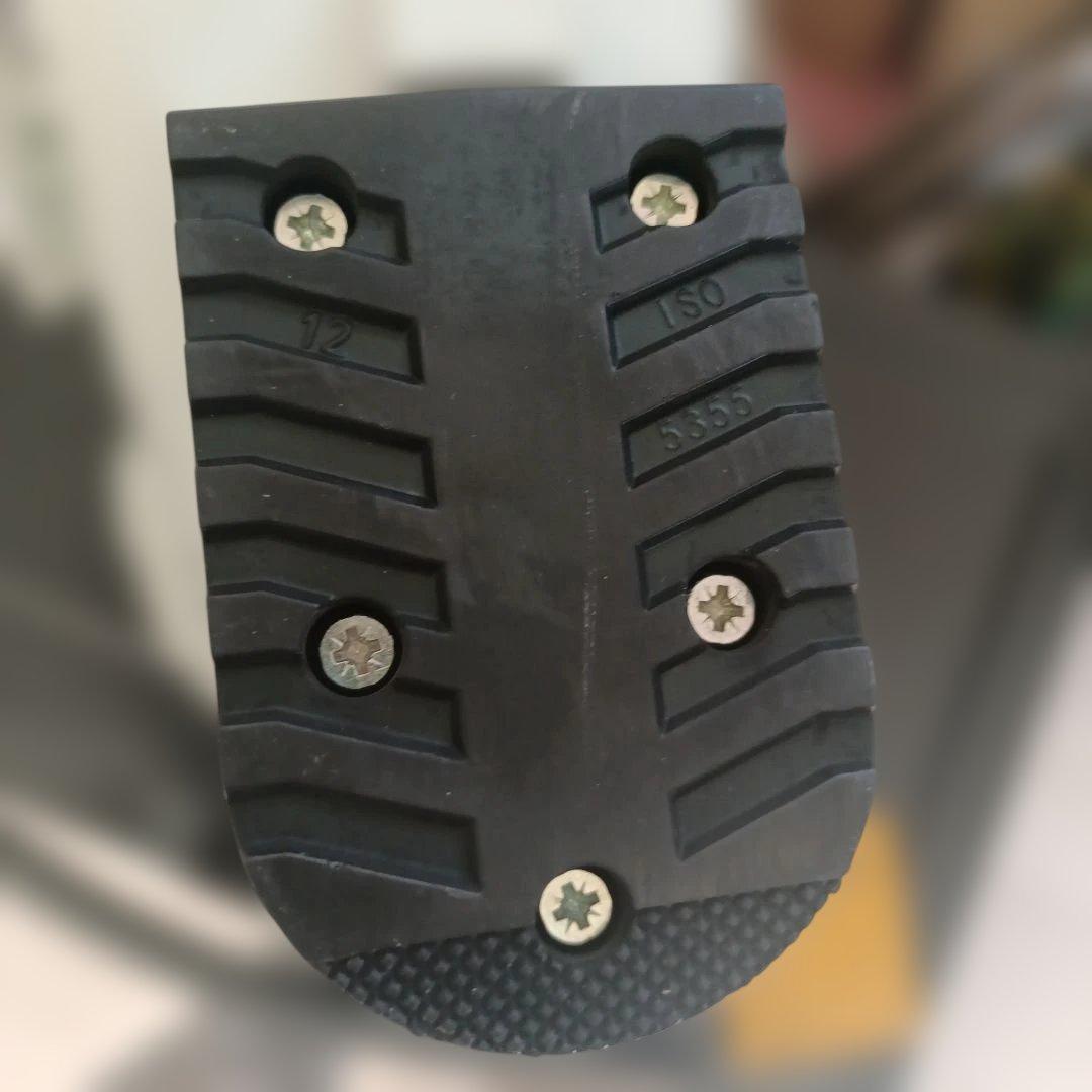 美品SALOMON スキーブーツ 24.5cm