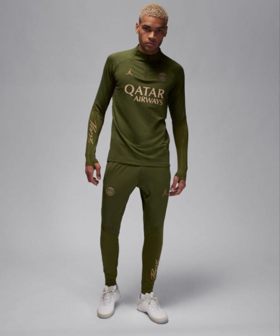 新品未使用タグ　パリ サンジェルマン PSG ストライク　上下　セットアップ　M