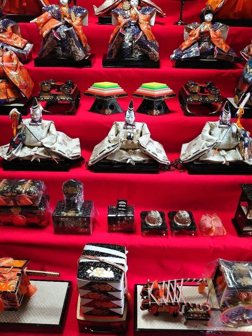 豪華！特大！雛人形 七段飾り 60号 幅190㎝×奥行210㎝