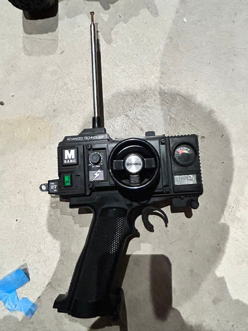 タミヤ　nitro force エンジンラジコンカー