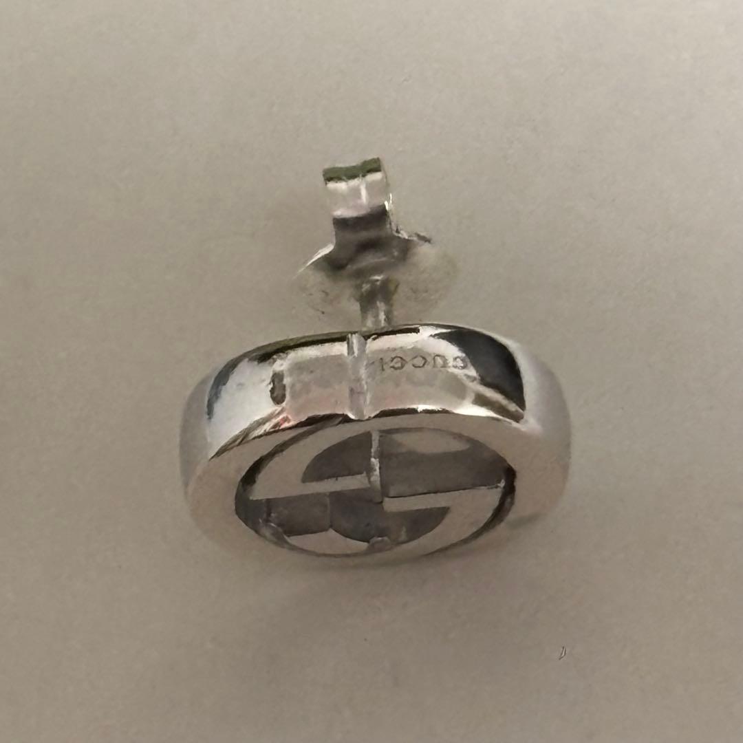 GUCCI 新品同様品　インターロッキングピアス　片耳用　925silver