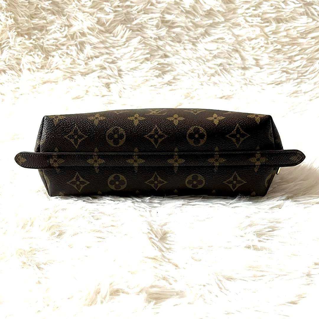 美品　ルイヴィトン モノグラム 大きめサイズ　ポーチ ドゥミロンド ベタ除去済み