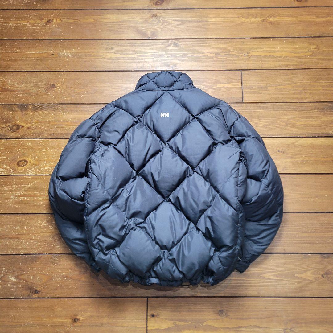 【今季注目】ヘリーハンセン キルティング ダウンジャケット ドローコード 短丈