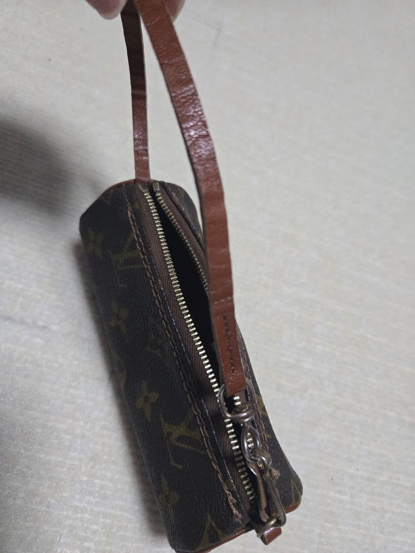Louis Vuitton モノグラム ポーチ　パピヨン