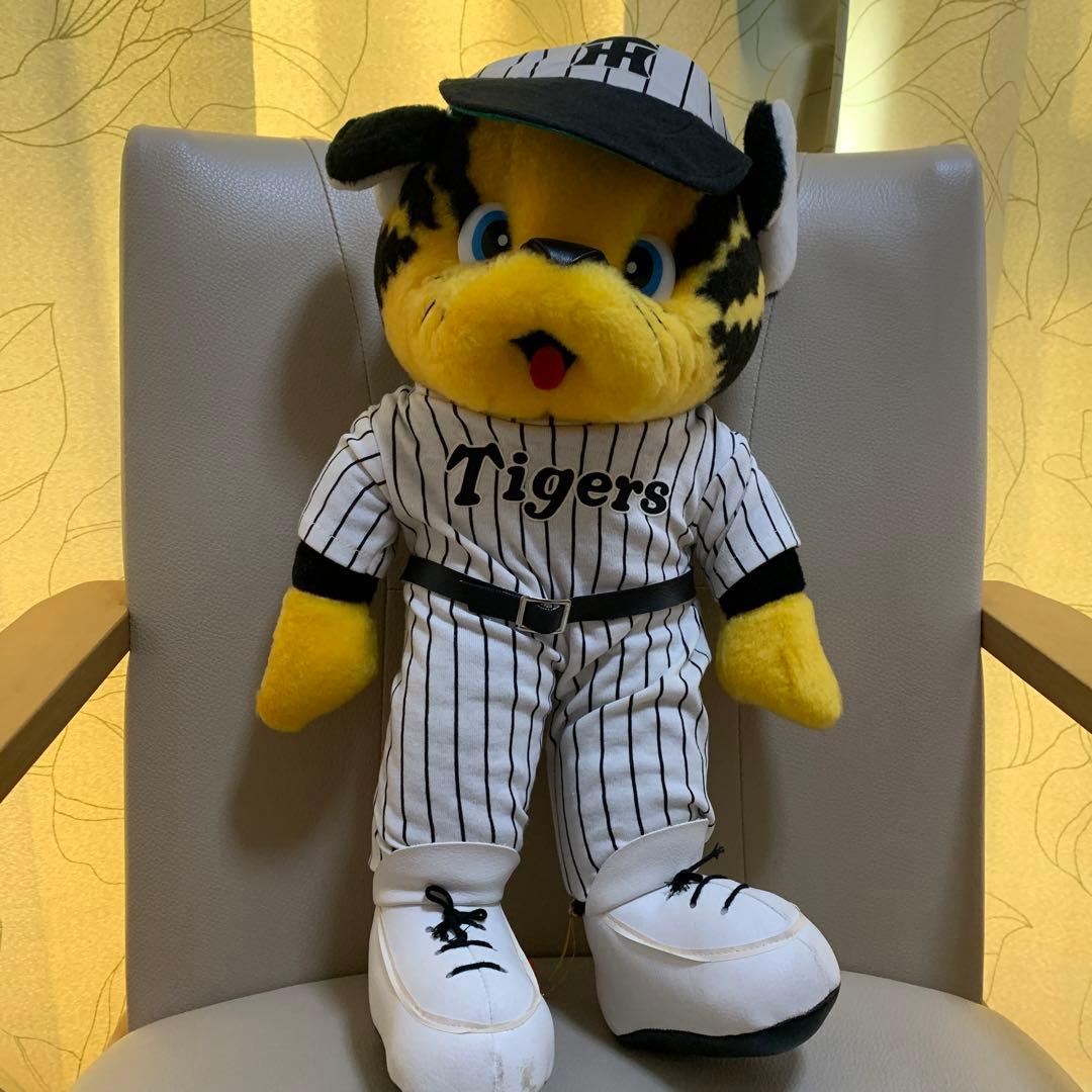 阪神タイガース 三英貿易 トラッキー ぬいぐるみ レトロ 45cm - メルカリ