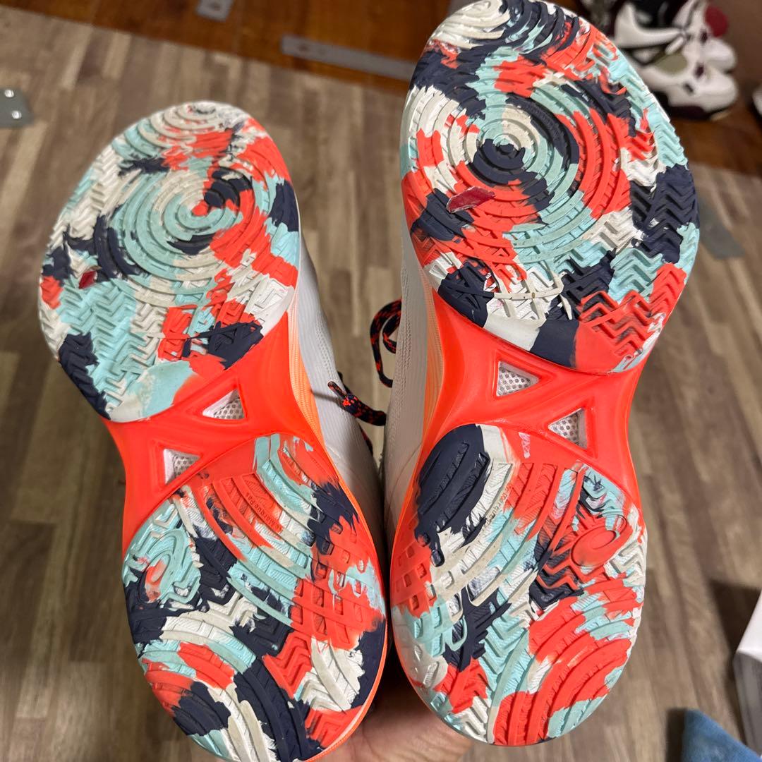 たくアシックス バスケットボールシューズ グレー/オレンジ　グライドノヴァ