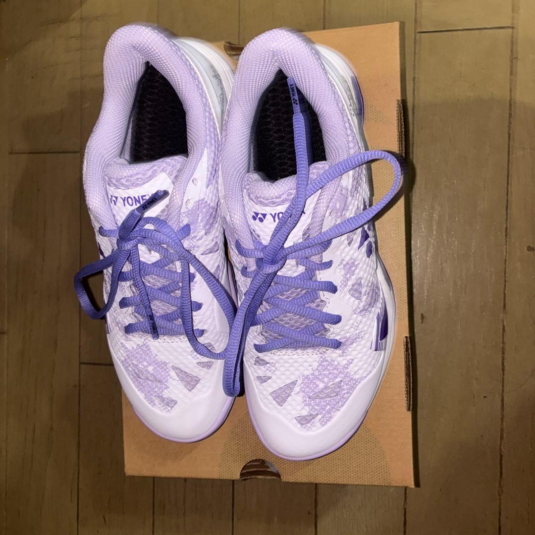 YONEX バドミントン　23.5cm パープル