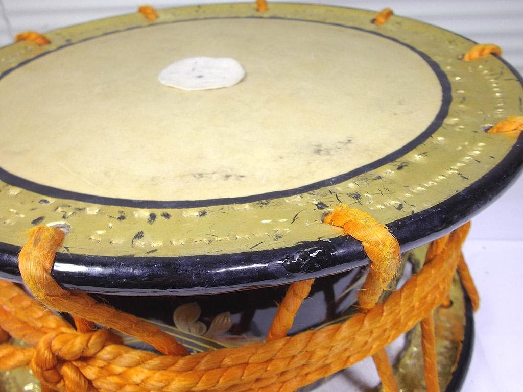 和太鼓 締め太鼓 締太鼓 金蒔絵 本皮