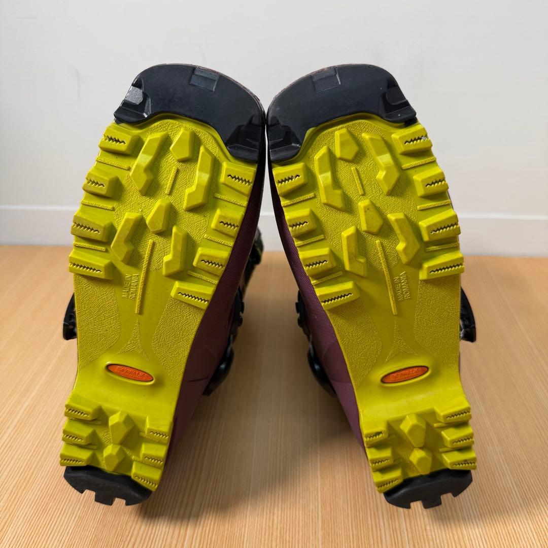 専用 スキーブーツ/BACKLAND スキーブーツ/アトミック