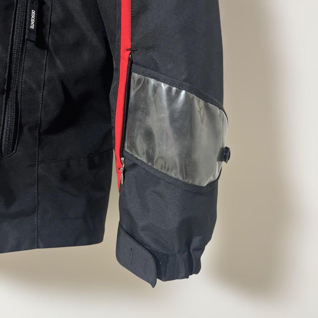 デサント　スキーウェア　上下　Lサイズ　セットアップ　ボードウェア