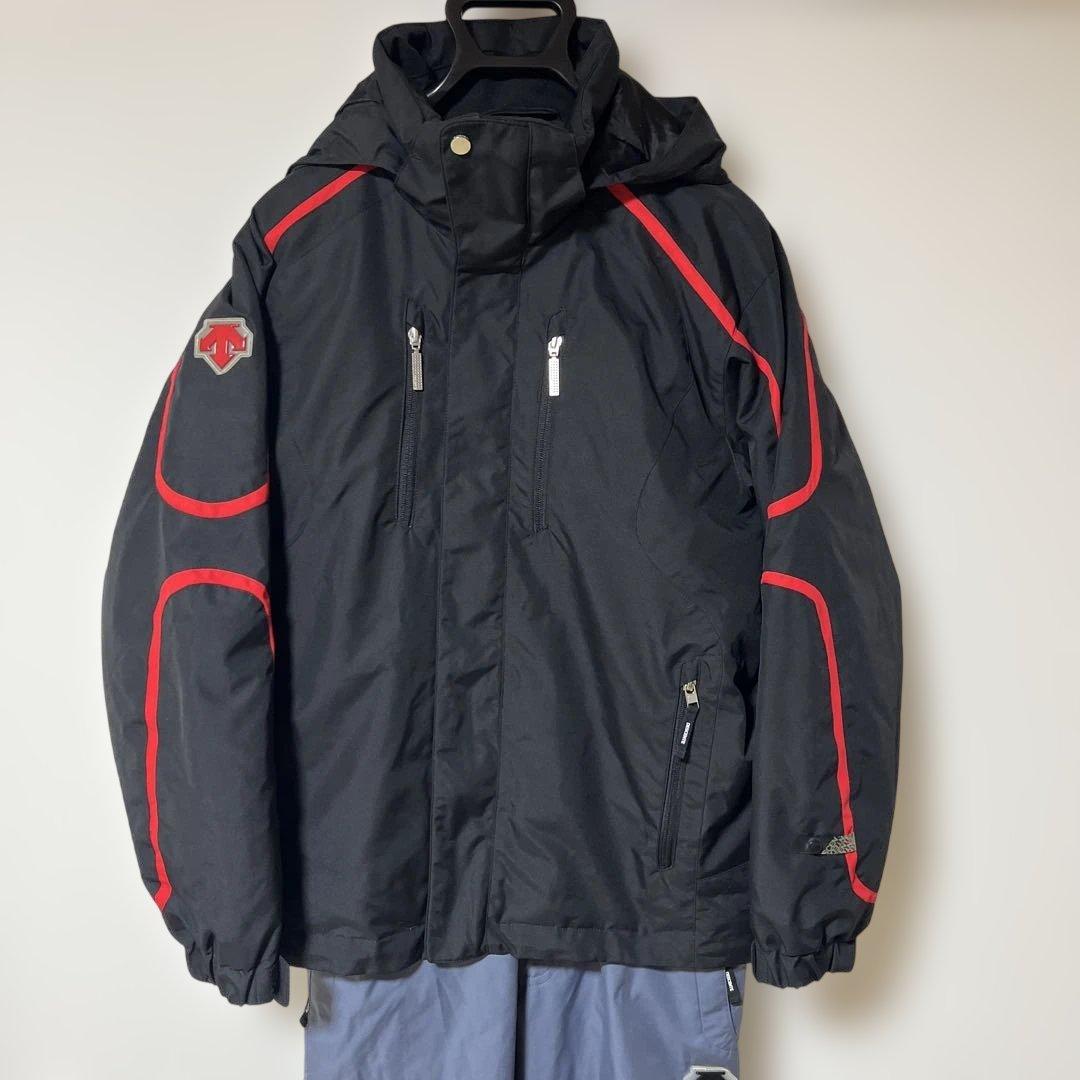 デサント　スキーウェア　上下　Lサイズ　セットアップ　ボードウェア