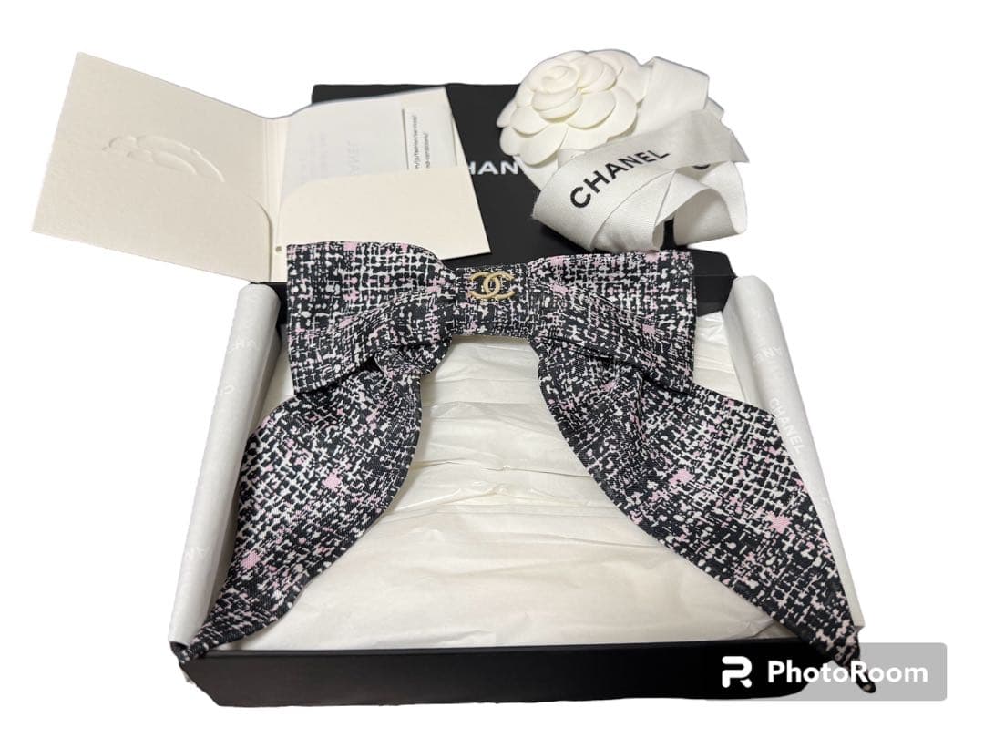 新品未使用　シャネル　ツイード柄　ボウ　バレッタ　リボン　黒　ピンク　25B