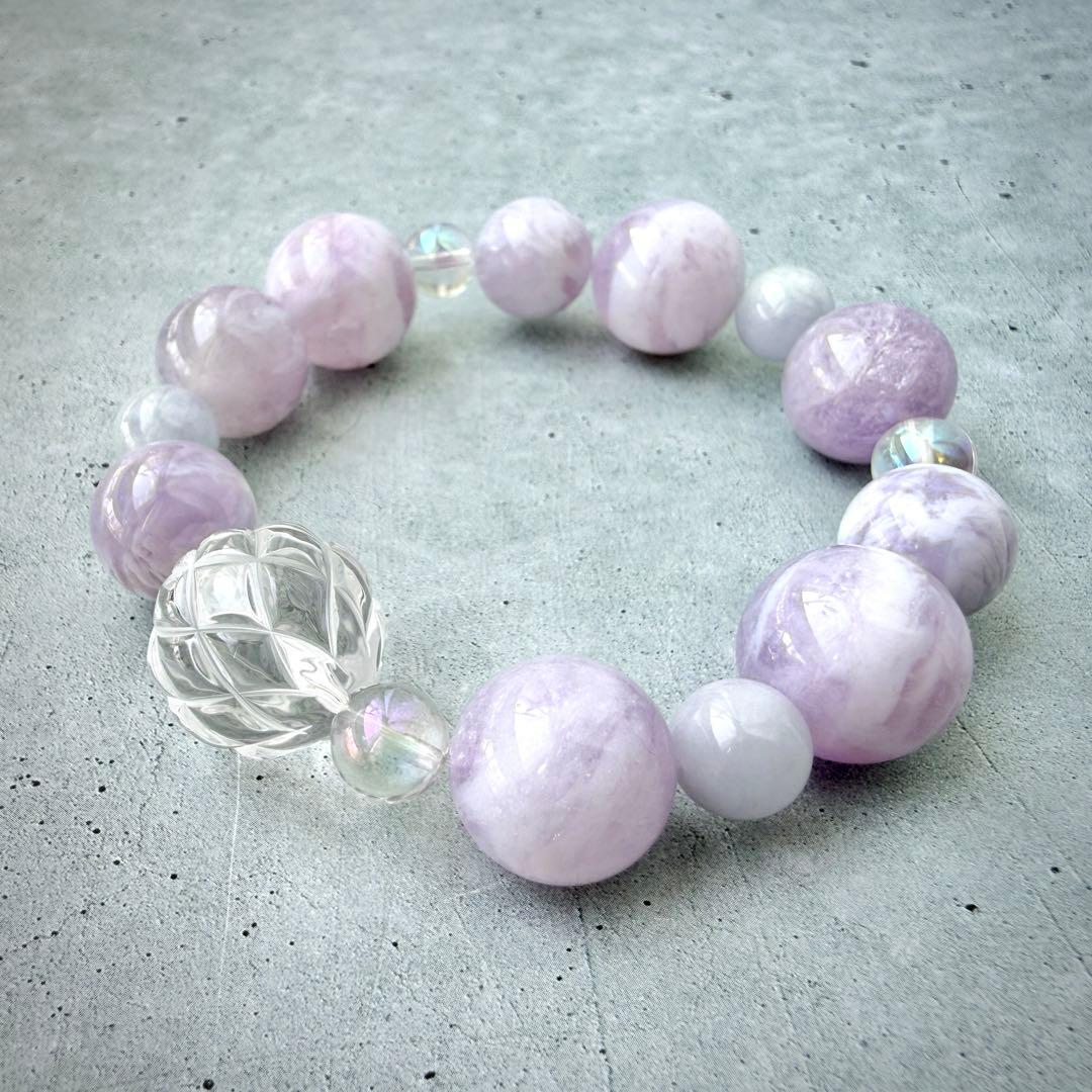 【癒しと調和】フェザースコロライトの春ブレスレット(最後の一点)