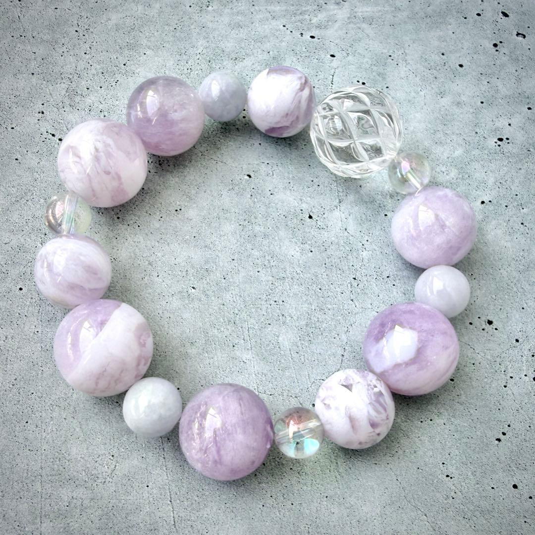 【癒しと調和】フェザースコロライトの春ブレスレット(最後の一点)