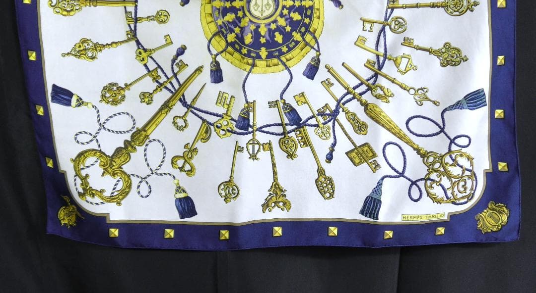 HERMES エルメス　大判スカーフ　カレ90　 D434