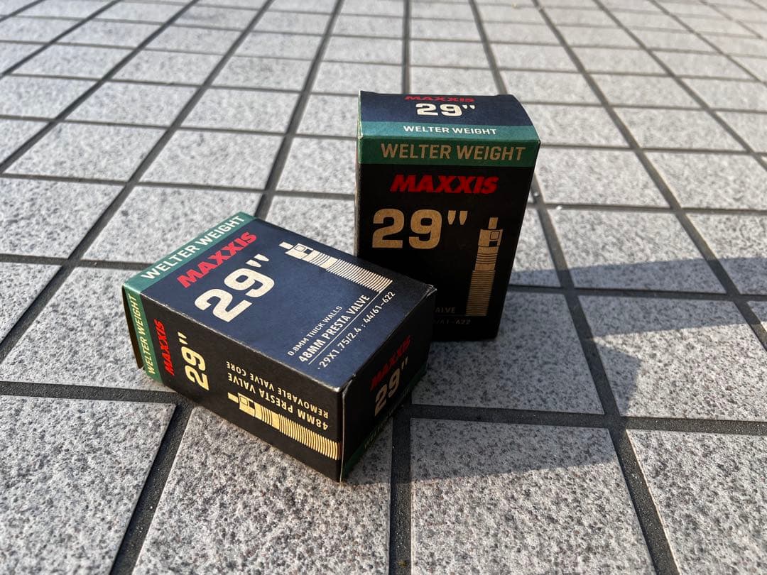 MAXXIS CROSSMARK II 29*2.25チューブ付きセット