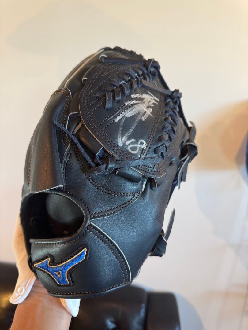 永遠番長⭐︎三浦　大輔さん公式戦試合着用、直筆サイン入ユニフォーム、帽子、バット他