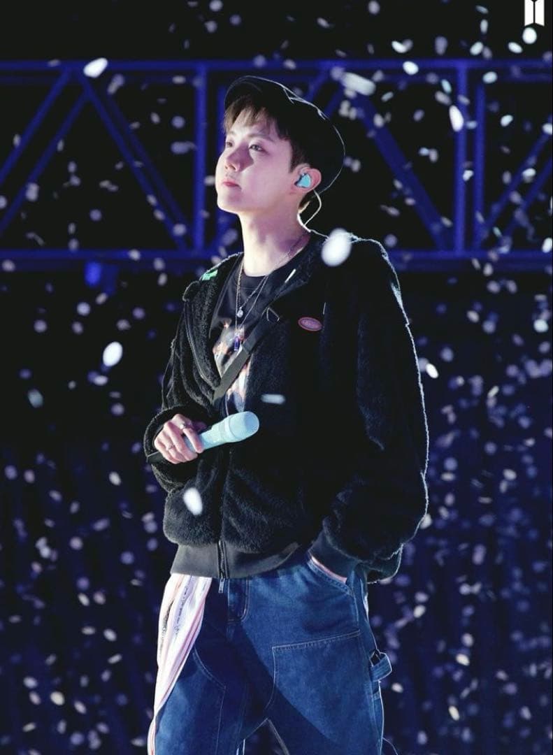 BTS公式】 ホビ着用PERMISSION TO DANCE ハンチング帽 オン