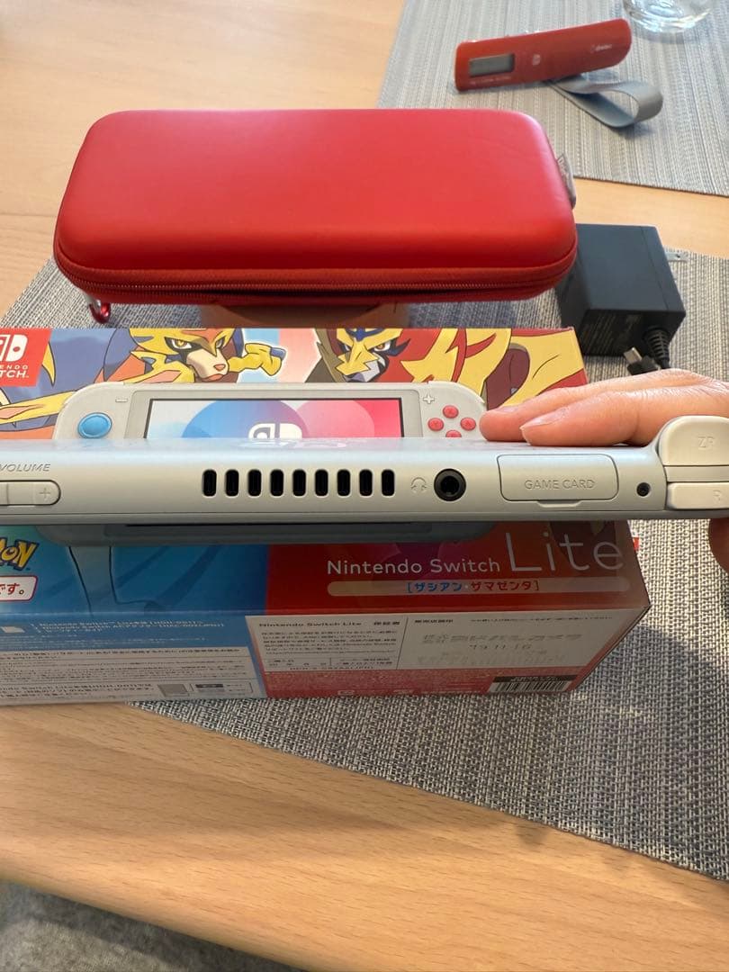 【お得 4点セット】Nintendo Switch Lite ポケモンデザイン