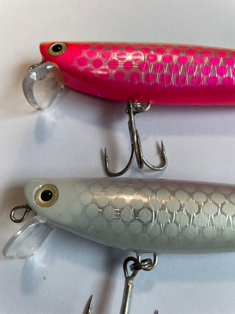 PUEBLOプエブロ　ルアー 2個セット ピンク シルバー ミノー