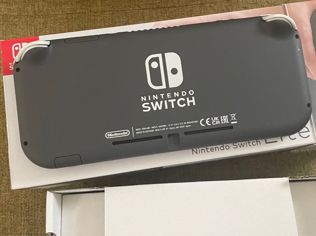 ニンテンドースイッチライト 本体 Nintendo Switch Lite