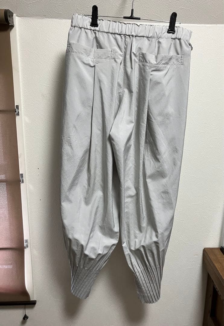 オムプリッセ イッセイミヤケ ナイロンパンツ 消しパン型