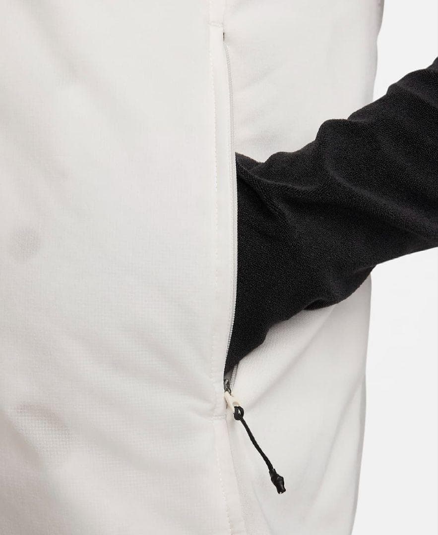 S ナイキ ランディビジョン エアロレイヤー ベスト FD4643-030 - メルカリ