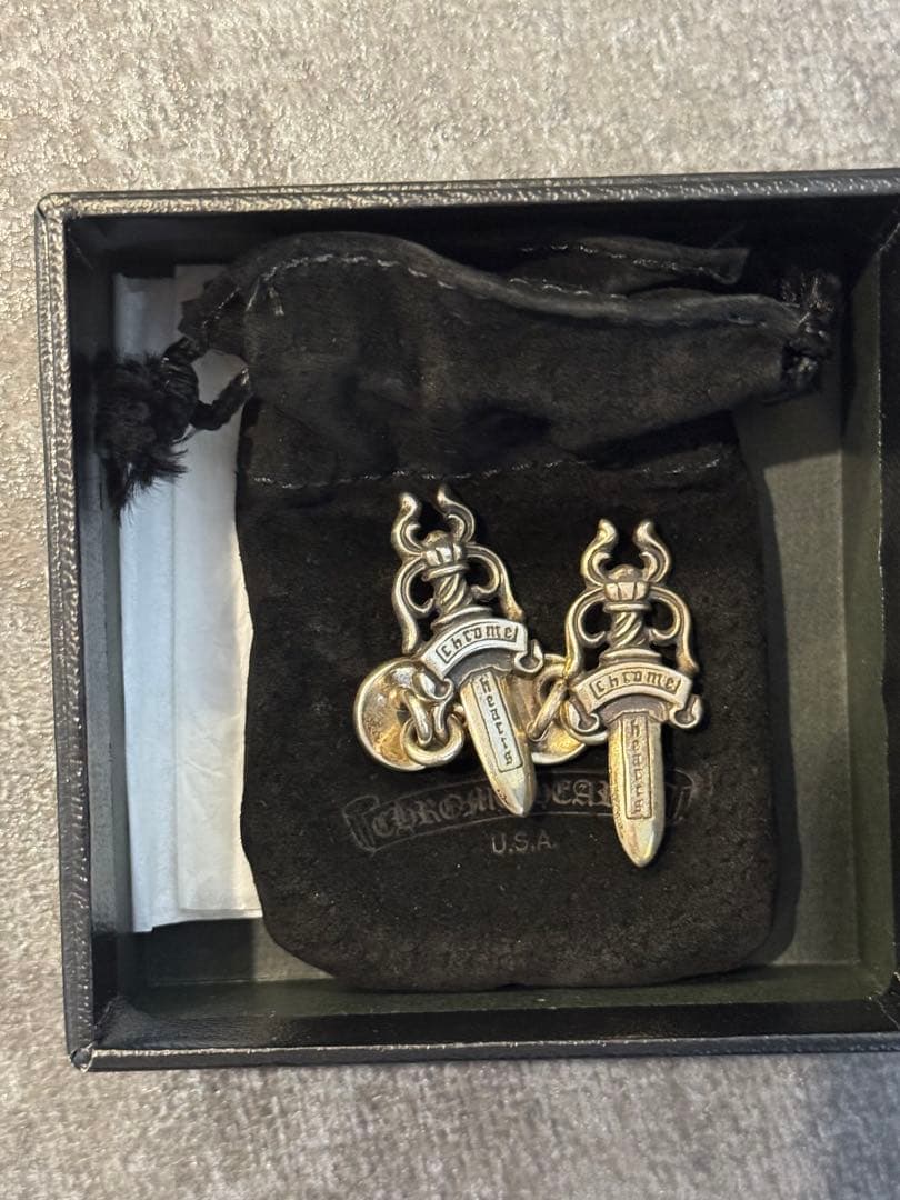 クロムハーツ ダガー ロゴ ホースシュー カフス SV925