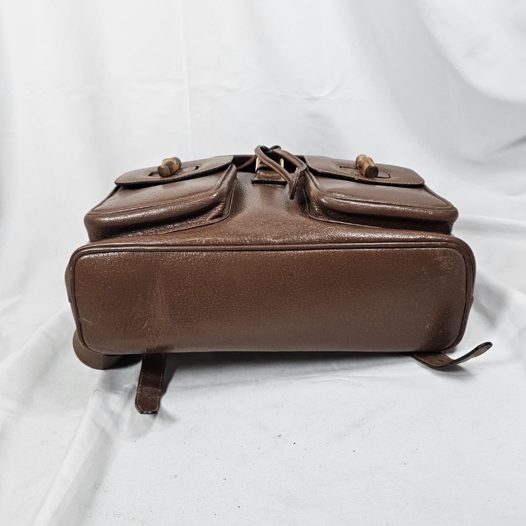 【人気モデル】オールドグッチ バンブー リュックサック レザー ブラウン