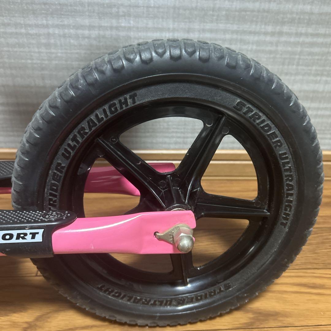 【美品】STRIDER ストライダー　スポーツ　ピンク　12インチ　キックバイク