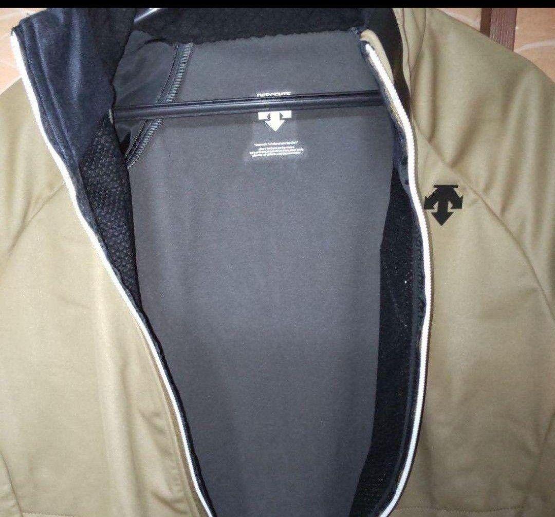 極美良品 DESCENTE デサント スキー ミドルレイヤー